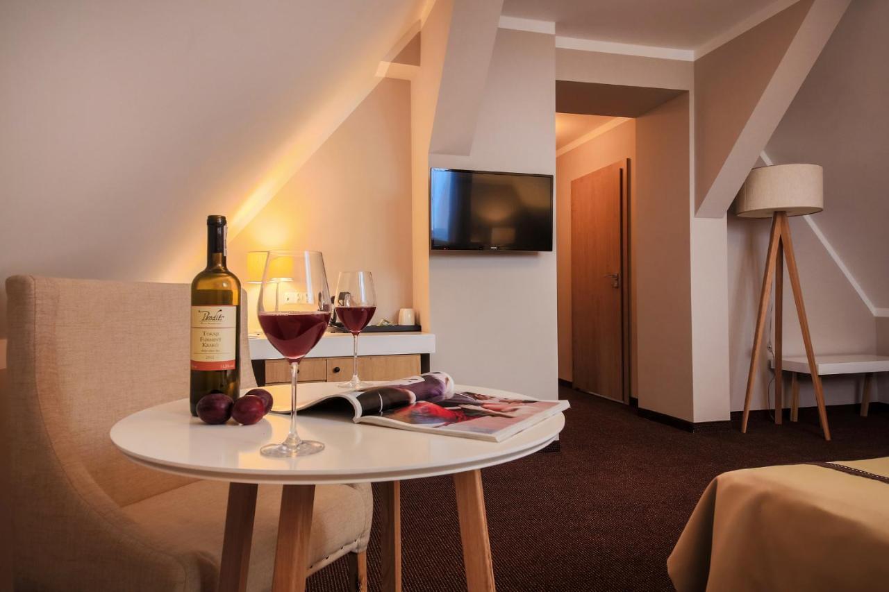 Hotel*** Nat Bukowina Tatrzanska Ngoại thất bức ảnh